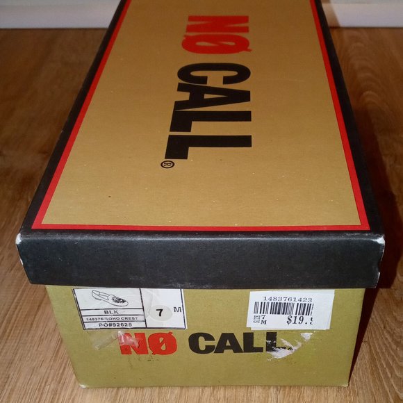 NO CALL Black flats size 7 M - Picture 6 of 6